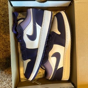 Air Jordan 1 Low (GS) Sky J Purple
